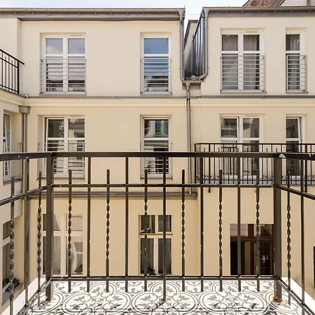 Saint Florian's - Old Town Luxury - By Upstairs 아파트 크라쿠프