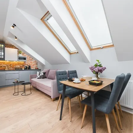 Saint Florian's - Old Town Luxury - By Upstairs Apartamento Cracovia
