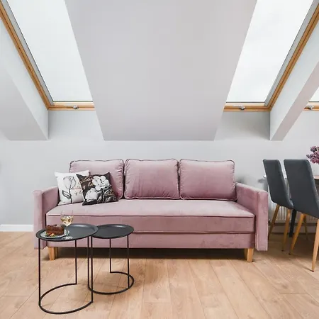 Saint Florian's - Old Town Luxury - By Upstairs