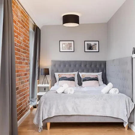 Saint Florian's - Old Town Luxury - By Upstairs * Kraków