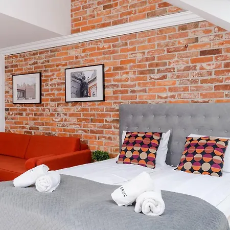 Saint Florian's - Old Town Luxury - By Upstairs Apartamento *