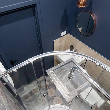Saint Florian's - Old Town Luxury - By Upstairs Apartman *