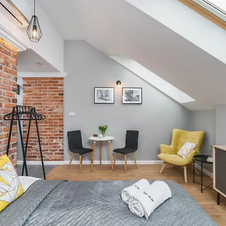 Saint Florian's - Old Town Luxury - By Upstairs *