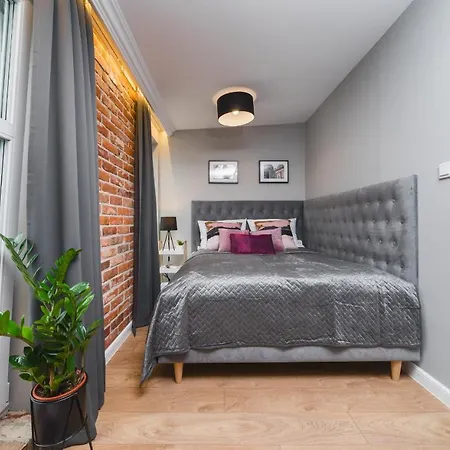 Saint Florian's - Old Town Luxury - By Upstairs Apartmán Krakov