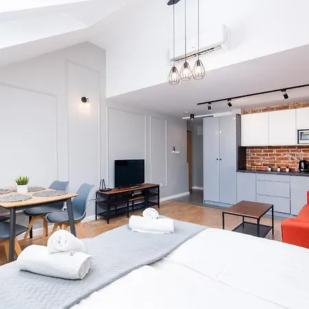 Saint Florian's - Old Town Luxury - By Upstairs 아파트 *